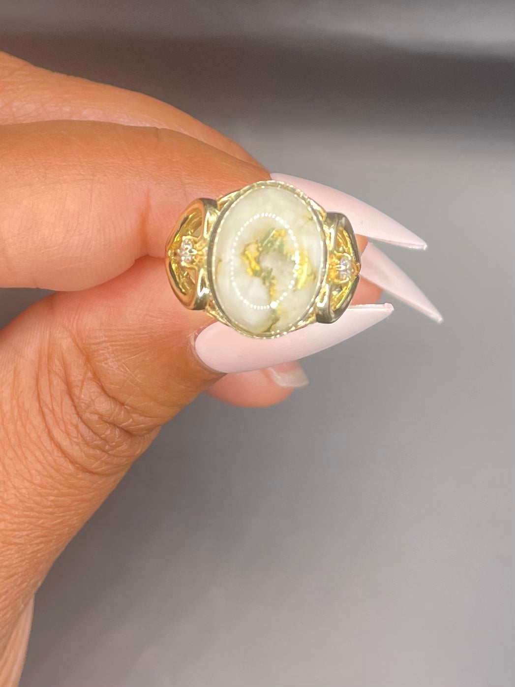 Limited edition, Gold quartz women’s ring